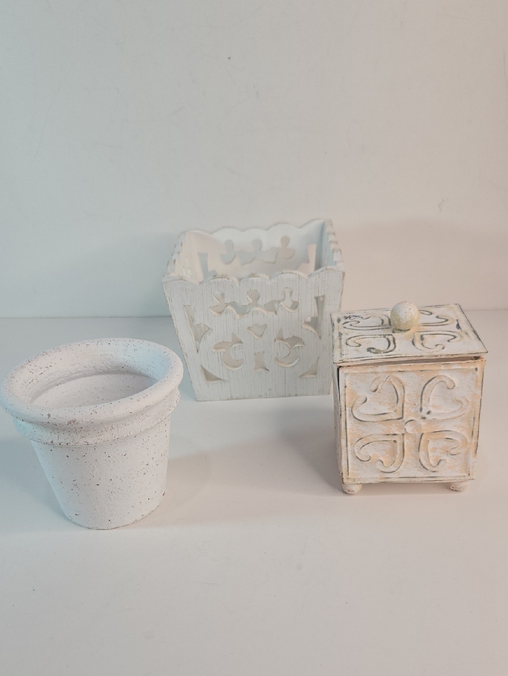Set of 3 White Decorative Home Accent Vases and Box Shabby Chic Cottage Core